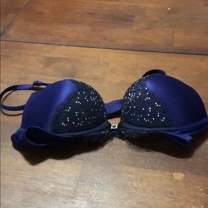 Victoria’s Secret Bombshell Bra 32AA